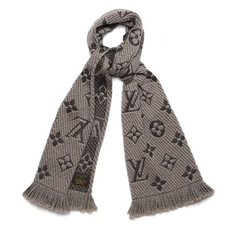 louis vuitton logomania wol|LOUIS VUITTON Wool Silk Logomania Scarf Verone.